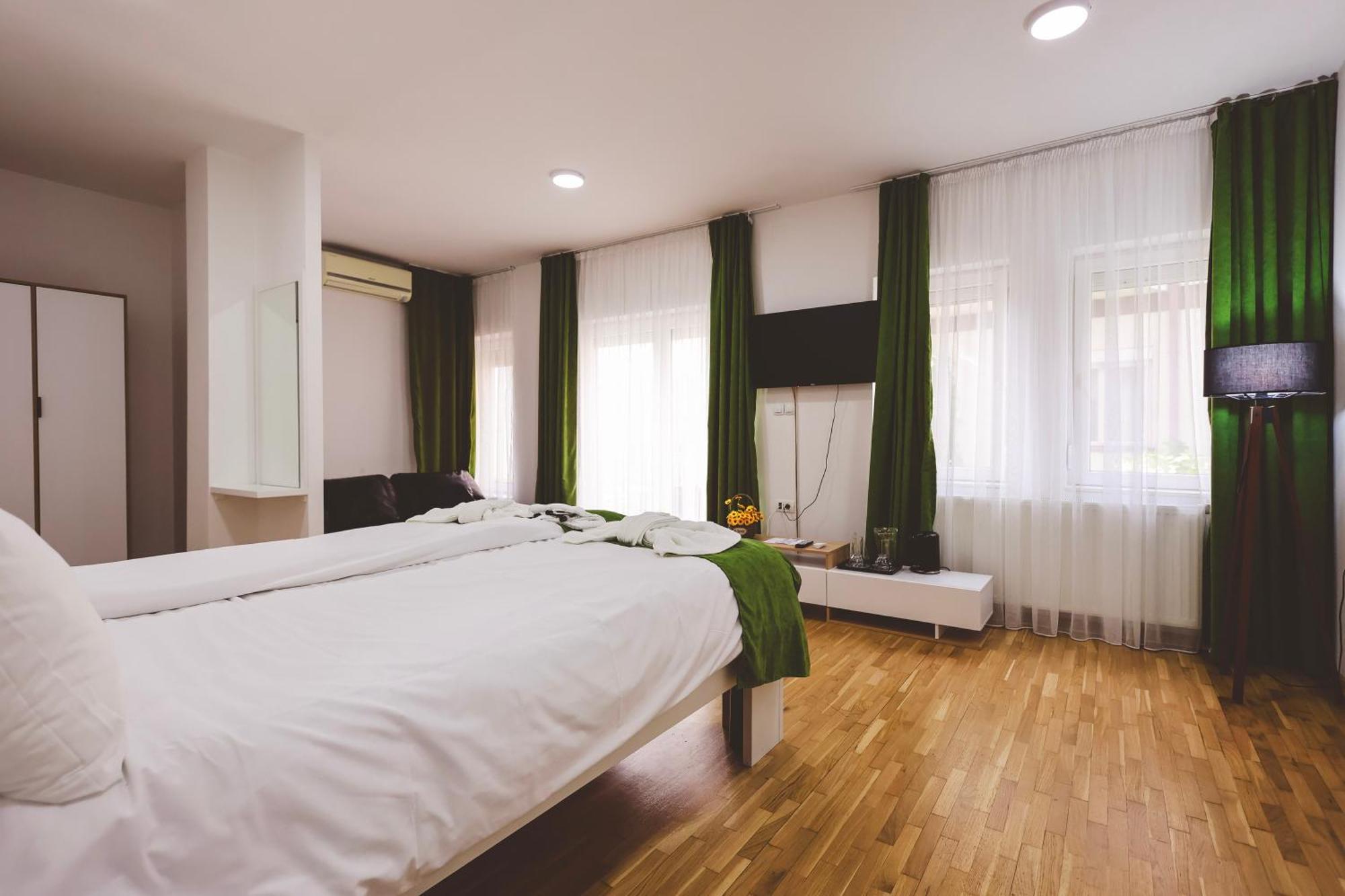 אוהריד Ammotti Hotel מראה חיצוני תמונה